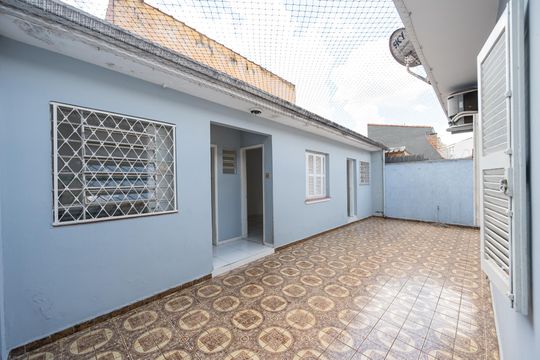 Quintal de casa à venda com 3 quartos, 275m² em Planalto Paulista, São Paulo
