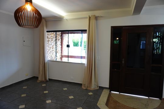Sala de TV de casa para alugar com 4 quartos, 416m² em Vila Nossa Senhora de Fatima, Americana