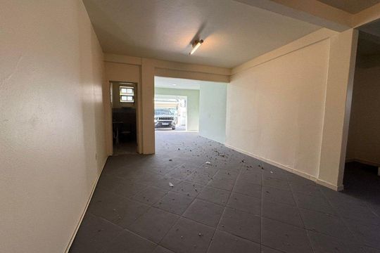 Garagem de casa para alugar com 1 quarto, 150m² em Rio Tavares, Florianópolis