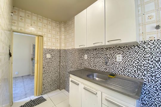 Cozinha e Área de Serviço de apartamento para alugar com 1 quarto, 40m² em Pilares, Rio de Janeiro