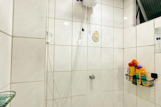 Banheiro de apartamento para alugar com 2 quartos, 70m² em Barreiros, São José