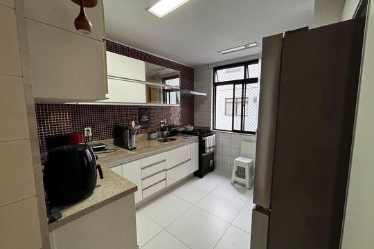Cozinha de apartamento à venda com 2 quartos, 108m² em Recreio dos Bandeirantes, Rio de Janeiro