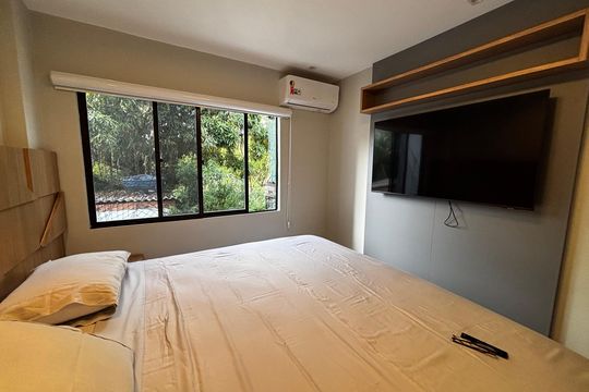 Suíte de apartamento à venda com 2 quartos, 108m² em Recreio dos Bandeirantes, Rio de Janeiro
