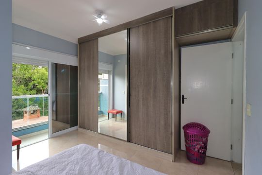 Suíte de casa à venda com 3 quartos, 152m² em Vila Bela Vista, Santo André