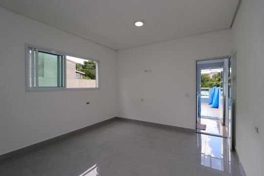 Estúdio de casa à venda com 3 quartos, 152m² em Vila Bela Vista, Santo André