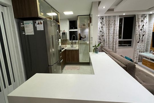 Apartamento à venda com 2 quartos, 62m² em Parque Bristol, São Paulo
