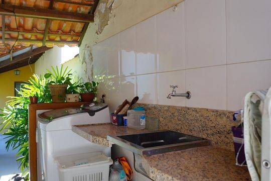 Área de Serviço de casa à venda com 3 quartos, 432m² em Maravista, Niterói