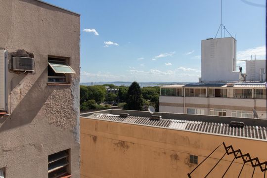 Vista da Sala de apartamento à venda com 1 quarto, 40m² em Centro Histórico, Porto Alegre