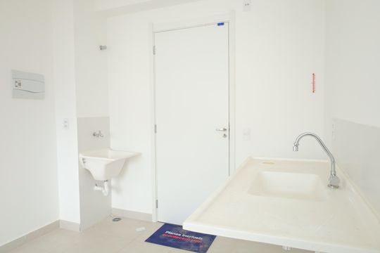 Cozinha de apartamento para alugar com 2 quartos, 32m² em Colônia (zona Leste), São Paulo