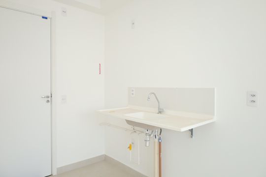 Cozinha de apartamento para alugar com 2 quartos, 32m² em Colônia (zona Leste), São Paulo