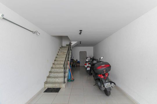 Garagem de casa de condomínio à venda com 2 quartos, 123m² em Vila Alpina, São Paulo