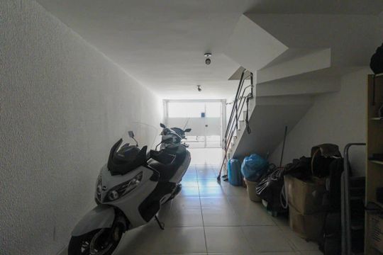 Garagem de casa de condomínio à venda com 2 quartos, 123m² em Vila Alpina, São Paulo