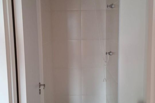 Banheiro de apartamento à venda com 1 quarto, 21m² em Campos Elíseos, São Paulo