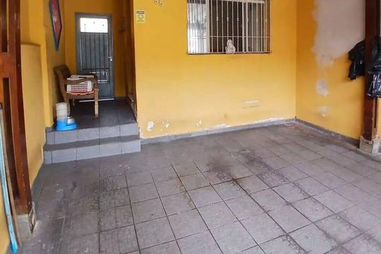 Garagem de casa à venda com 3 quartos, 125m² em Limão, São Paulo