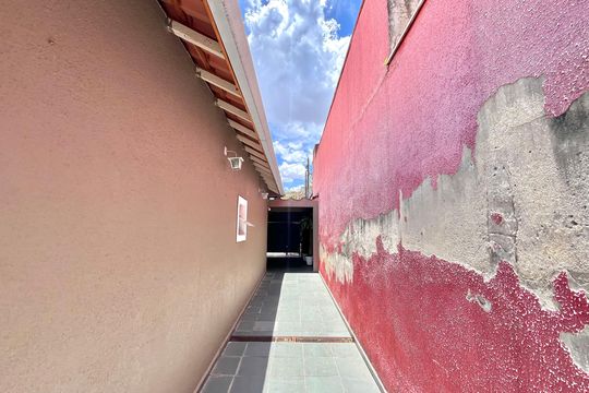 Área externa de casa à venda com 3 quartos, 350m² em Parque Jabaquara, São Paulo
