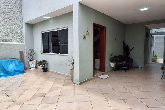 Garagem  de casa à venda com 3 quartos, 142m² em Oswaldo Cruz, São Caetano do Sul
