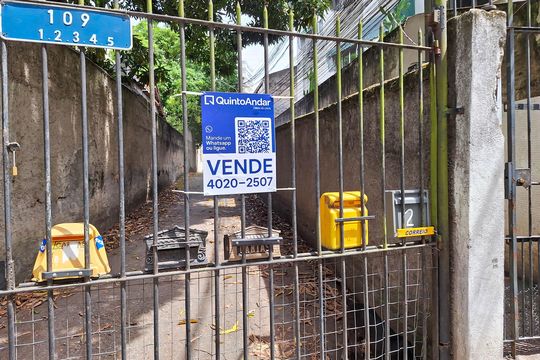 placa de casa à venda com 3 quartos, 155m² em Santa Rosa, Niterói