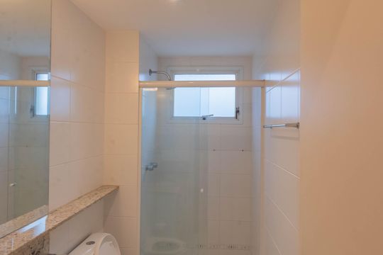 Banheiro da Suíte 1 de apartamento para alugar com 3 quartos, 132m² em Parque Prado, Campinas