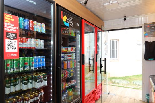 Área comum - Mercado de apartamento para alugar com 2 quartos, 32m² em Fazenda Aricanduva, São Paulo