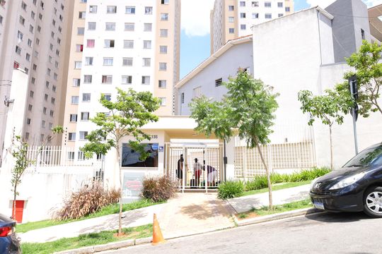 Fachada do condomínio de apartamento para alugar com 2 quartos, 32m² em Fazenda Aricanduva, São Paulo