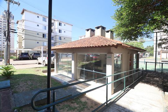 Área comum - Churrasqueira de apartamento à venda com 2 quartos, 58m² em Fátima, Canoas
