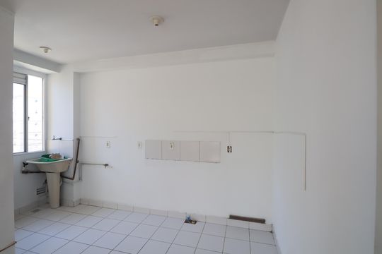 Cozinha e Área de Serviço de apartamento à venda com 2 quartos, 58m² em Fátima, Canoas