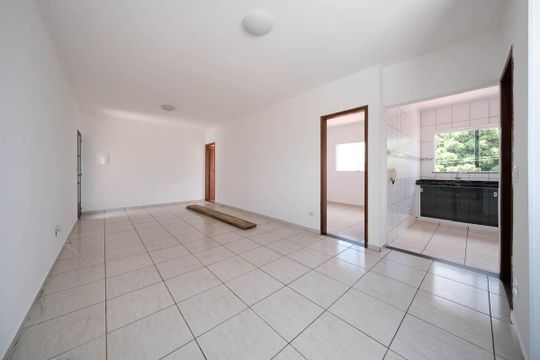 Sala de casa para alugar com 2 quartos, 60m² em Vila Nhocuné, São Paulo