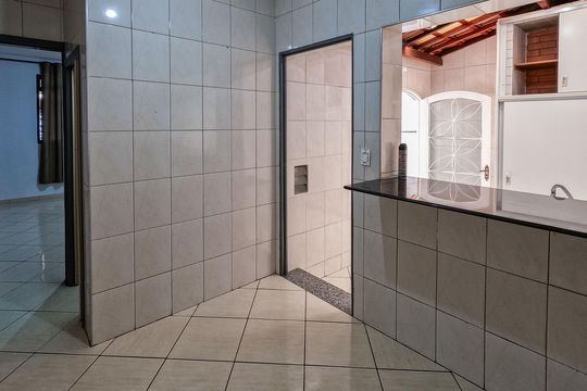 Casa à venda com 2 quartos, 120m² em Vila Julio Cesar, São Paulo