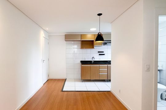 Sala de apartamento para alugar com 2 quartos, 40m² em Parque Bristol, São Bernardo do Campo