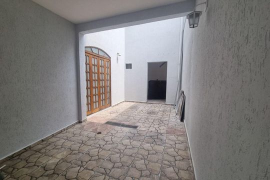 Casa à venda com 3 quartos, 118m² em Vila Santo Estevão, São Paulo