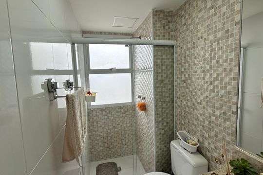 Banheiro quarto 3 de apartamento para alugar com 3 quartos, 75m² em Recreio dos Bandeirantes, Rio de Janeiro
