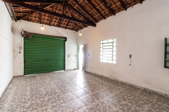 Garagem de casa à venda com 4 quartos, 150m² em Jardim São Paulo, São Paulo
