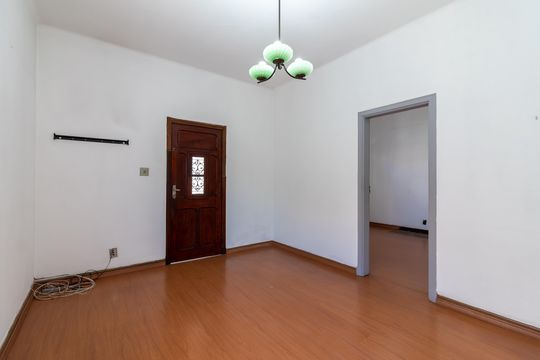 Sala de casa à venda com 4 quartos, 150m² em Jardim São Paulo, São Paulo