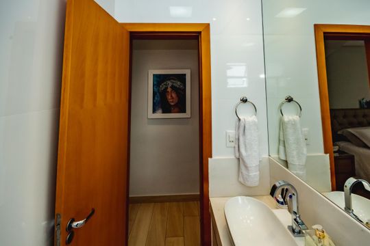 Apartamento para alugar com 4 quartos, 250m² em Castelo, Belo Horizonte