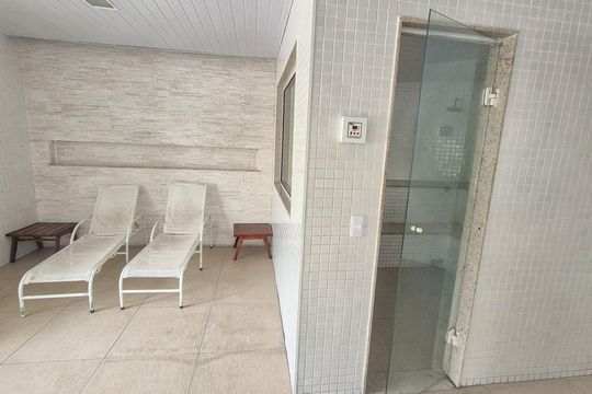 Área externa comum do condomínio  de apartamento à venda com 2 quartos, 53m² em Madureira, Rio de Janeiro