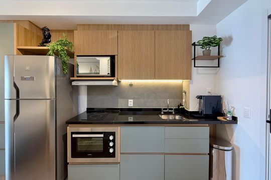 Cozinha de kitnet/studio à venda com 0 quarto, 32m² em Jardim das Acacias, São Paulo