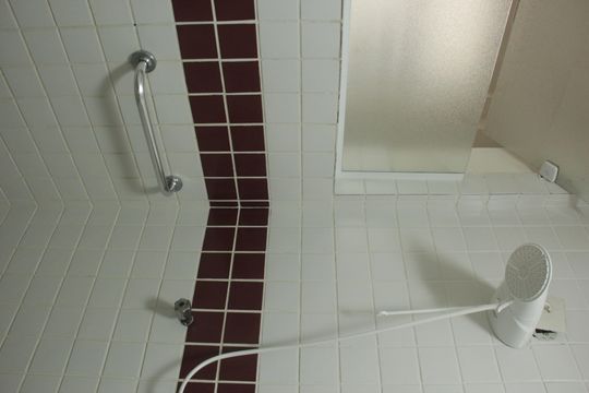Banheiro de apartamento para alugar com 3 quartos, 116m² em José Menino, Santos