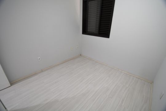 Quarto 1 de apartamento à venda com 3 quartos, 76m² em Vila Guararapes, Campinas