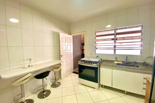 Cozinha de casa à venda com 3 quartos, 202m² em Jardim Bela Vista, Guarulhos
