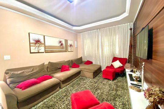 Sala de casa à venda com 3 quartos, 202m² em Jardim Bela Vista, Guarulhos