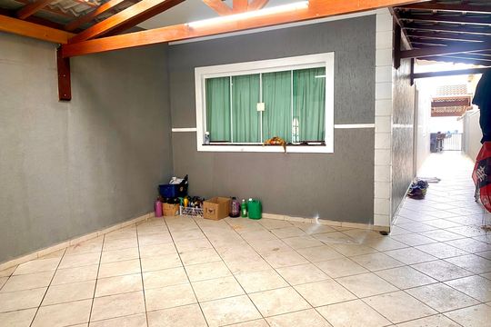 Garagem de casa à venda com 3 quartos, 202m² em Jardim Bela Vista, Guarulhos