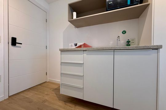 Cozinha de kitnet/studio à venda com 0 quarto, 26m² em Jardim das Acacias, São Paulo