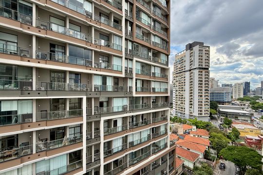 Vista de kitnet/studio à venda com 0 quarto, 26m² em Jardim das Acacias, São Paulo