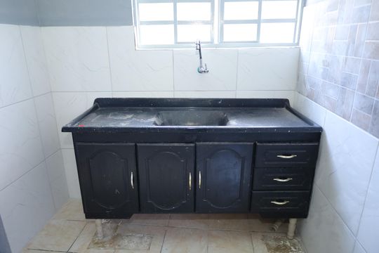 Cozinha de casa para alugar com 2 quartos, 80m² em Vila Santista, São Paulo