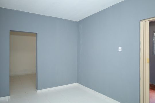 Quarto 1 de casa para alugar com 2 quartos, 80m² em Vila Santista, São Paulo