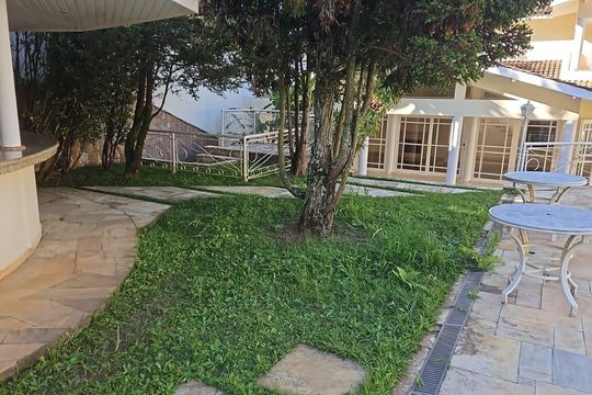 Casa à venda com 3 quartos, 418m² em Residencial Dez (Alphaville), Santana de Parnaíba