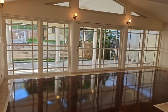 Casa à venda com 3 quartos, 418m² em Residencial Dez (Alphaville), Santana de Parnaíba