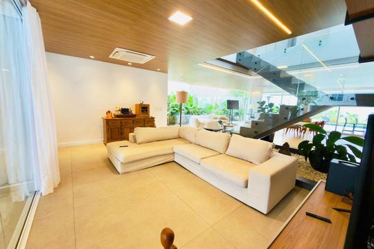 Sala de casa de condomínio à venda com 4 quartos, 385m² em Colinas da Anhanguera, Santana de Parnaíba