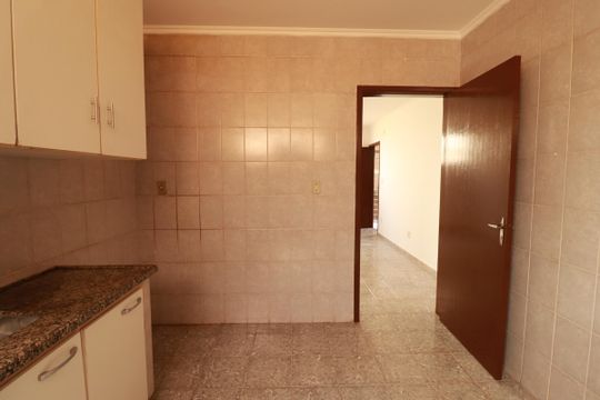 Cozinha de apartamento para alugar com 1 quarto, 80m² em Residencial E Comercial Palmares, Ribeirão Preto