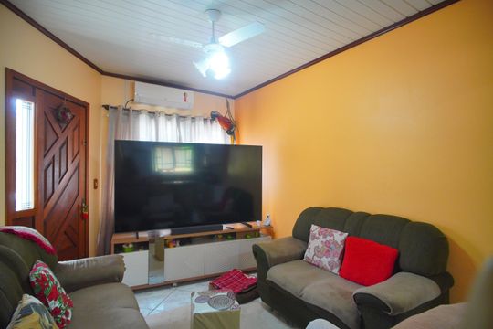 Sala de casa à venda com 2 quartos, 90m² em Feitoria, São Leopoldo